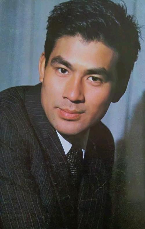 观看朱时茂昔日旧影,感慨时光白驹过隙