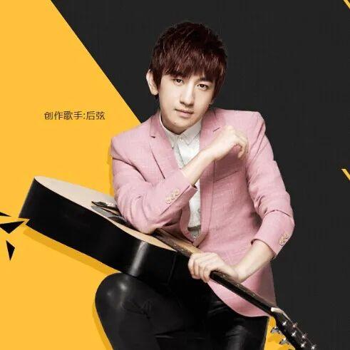 《娃娃脸》一直单曲循环《单车恋人》听了很多遍那年的mp3里,全是后弦