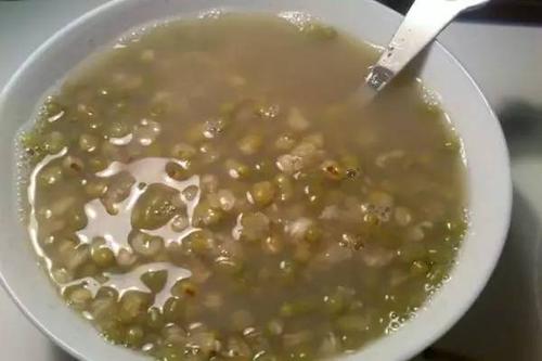 我想念内黄夏天那一碗炸开花的绿豆稀饭.