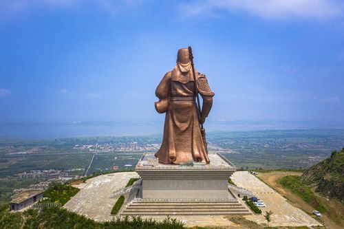 航拍运城:关帝圣像,福佑河东