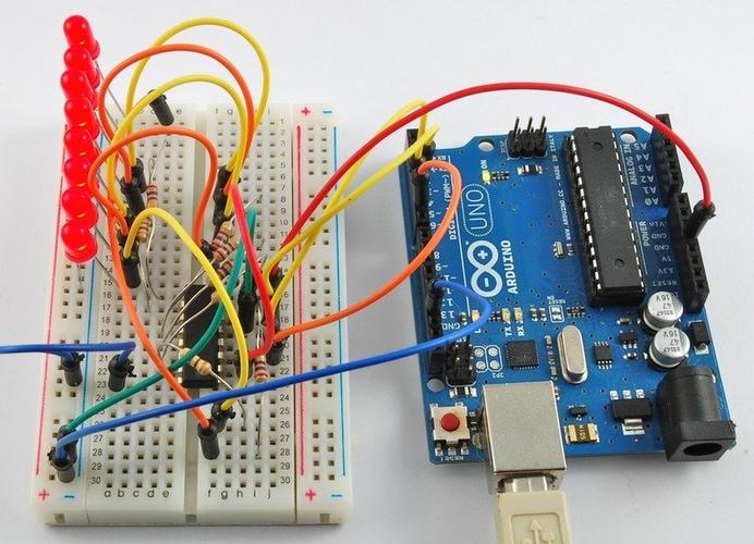 如何在arduino上使用八个大型红色led而不需要放弃8个输出引脚