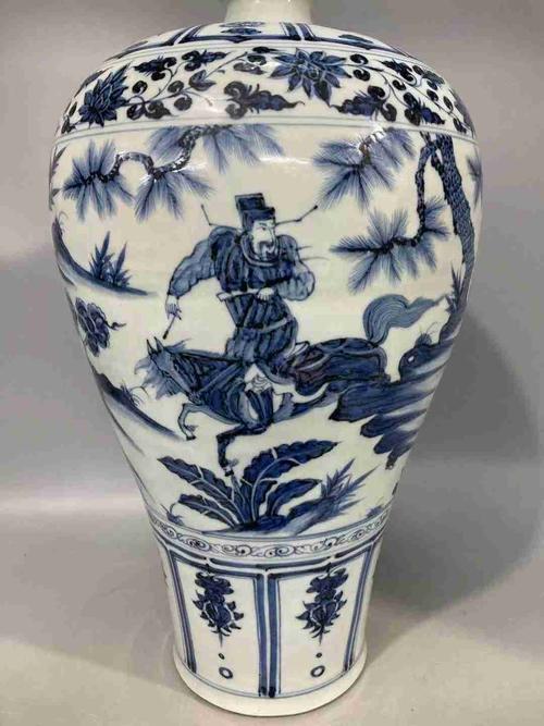 元青花萧何月下追韩信梅瓶鉴定详情