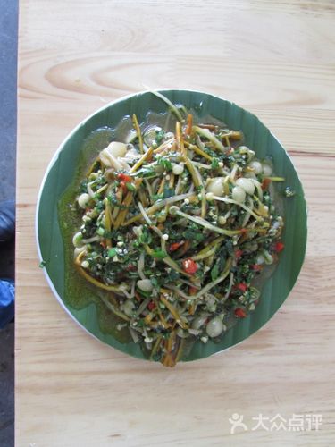 螺飞撒苤本地特色小吃饭店-景颇 包烧金针菇图片-芒市