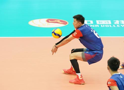 排球男排超级联赛江苏胜辽宁