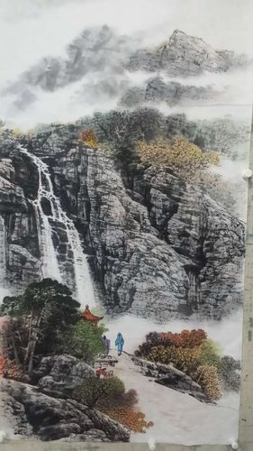 师周保忠,字梦山号古驿山人,曾出版《周保忠山水画集》和《田园山水》