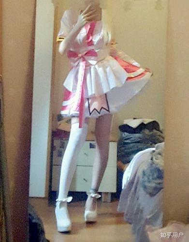 请问一下有一个女装大佬当对象是一种什么感觉?