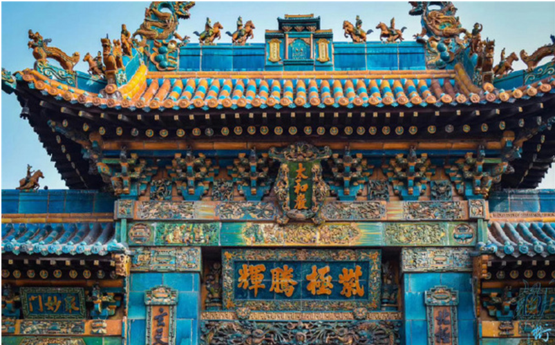 山西介休的太和岩琉璃牌坊总体▼