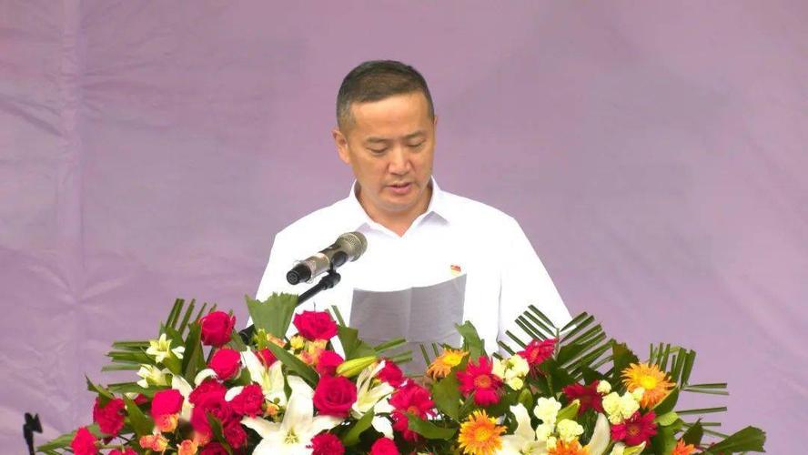 33万人见证!今天蕲春一中的这场成人礼上,一封信让他们现场泪奔.