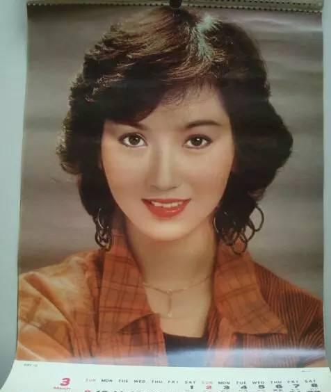 【绝对珍藏】盘点90年代美到令人窒息的挂历女神