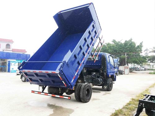 福田时代金刚726-5方蓝牌自卸