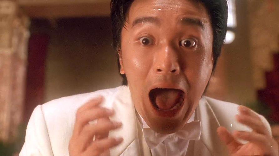 《赌侠Ⅱ之上海滩赌圣》精彩片段:特异功能人士之间的