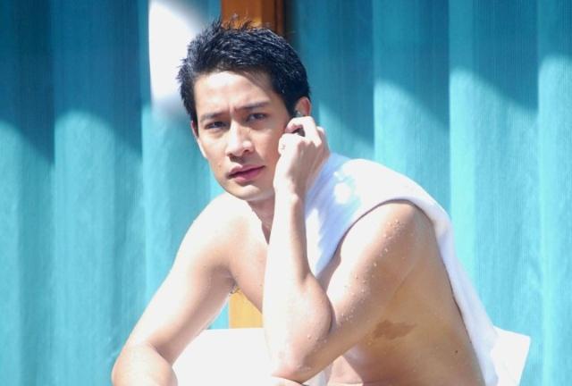 泰国帅哥明星pong