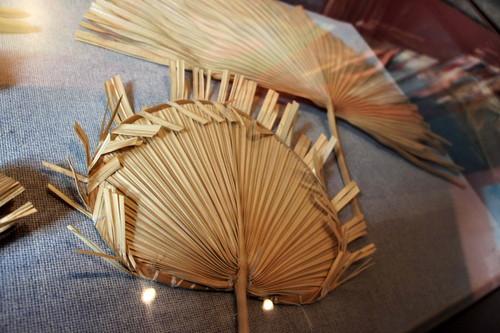 制作葵扇的剪纸