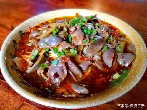 泡椒鸡杂面,好吃是关键