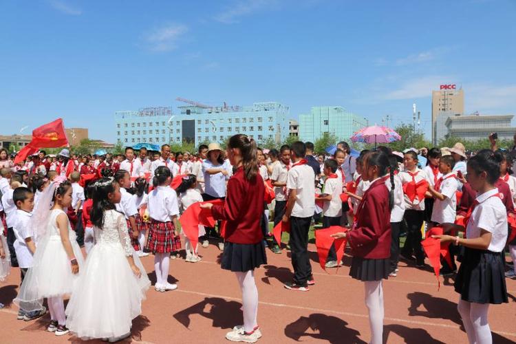博乐市第九中学"喜迎祖国70华诞,争做新时代好队员"庆