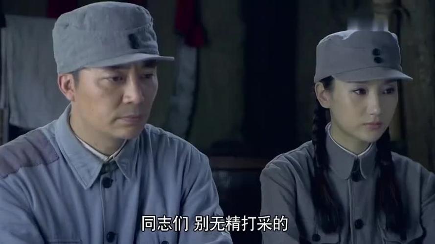 雪豹刘三掩护队友只身犯险行动成功唯独少他卫国瞬间慌了神