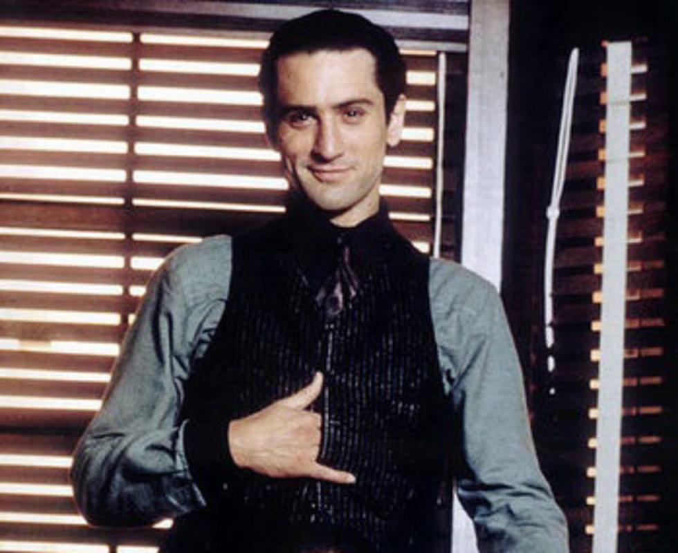 罗伯特·德尼罗在《教父 2》中饰演的年轻时的教父