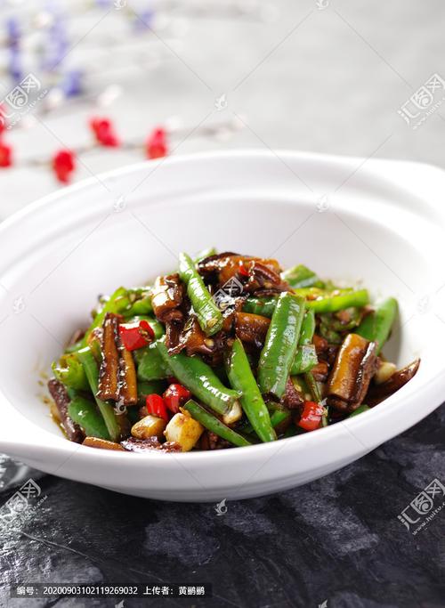 青椒爆血鳝