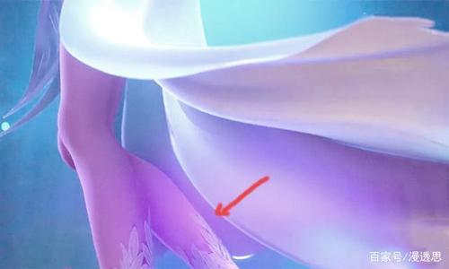 斗罗大陆:年轻时的阿银,月光下现身,小腿部分丝袜成