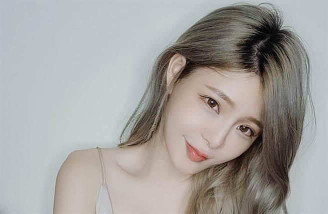 原创孟子73代孙女被网友酸会离婚 高eq一句话反击