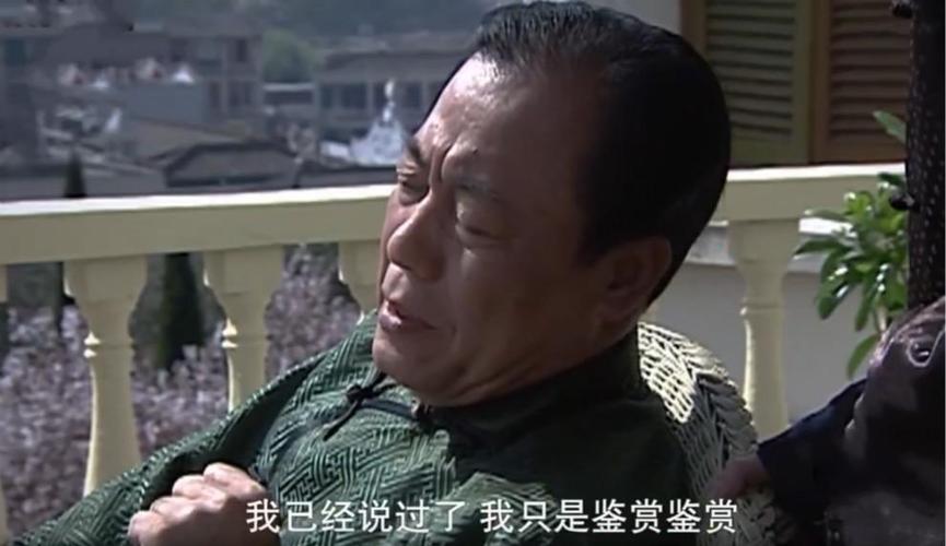 玉座金佛和斯蒂庞克,换来中校军衔,余则成为吴敬中捞了多少钱?