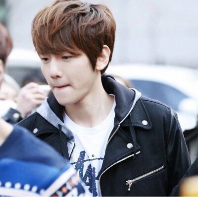 边伯贤出道预告