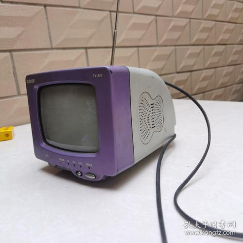 soson tv550黑白老式小袖珍黑白小电视 可开机声音正常 怀旧民俗老家