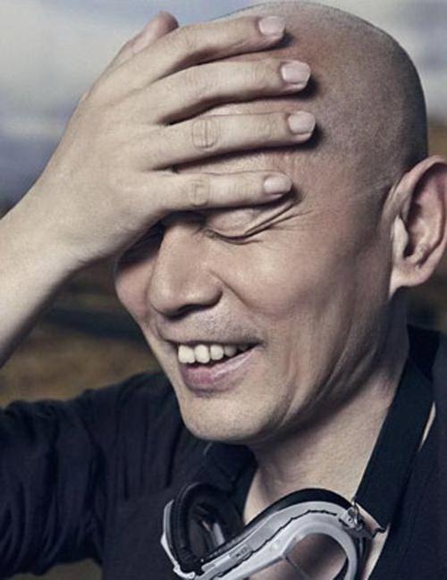 日本男人亚洲最秃 秃顶男有人爱?