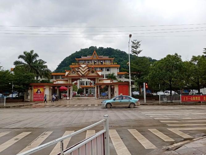 孟连县政府办公大楼