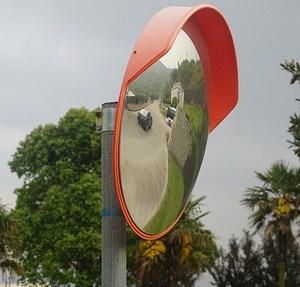 凸透镜小道路室外圆形进口反光镜广角镜盲区停车场路面转弯反射镜