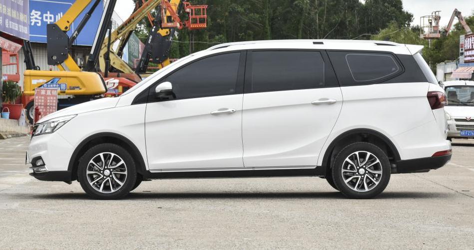 宝骏730怎么样 宝骏730七座价格多少钱