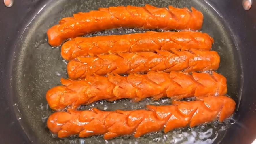 炸火腿肠_火腿肠_美食_美食日常_美食_正餐