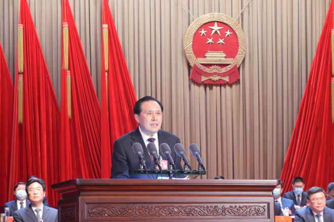 镇江市九届人大一次会议闭幕李健当选镇江市人大常委会主任徐曙海当选