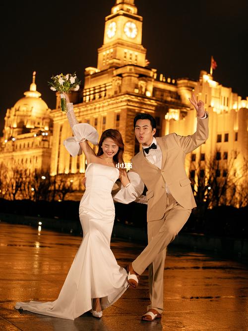 最浪漫的城市夜景78上海外滩婚纱照_婚纱照_浪漫_夜景_外滩_中国风