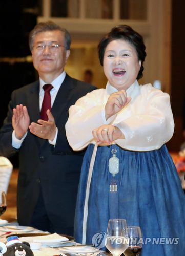 文在寅东南亚之旅成果丰硕:为韩中关系解冻
