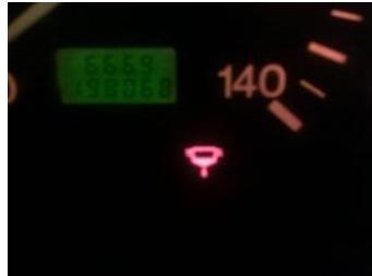 仪表盘上的指示灯是什么意思捏?