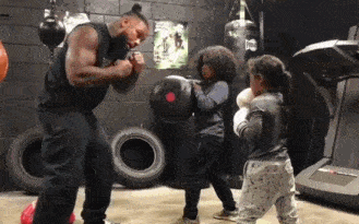 拳击冠军"詹姆斯"训练方式遭曝光!