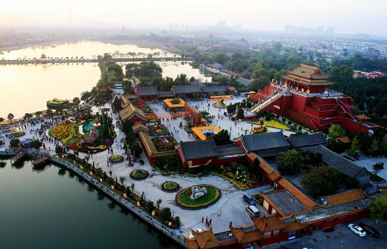 龙亭公园时光筑就古城美景