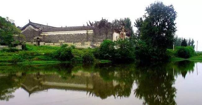 红安县八里湾镇陡山村