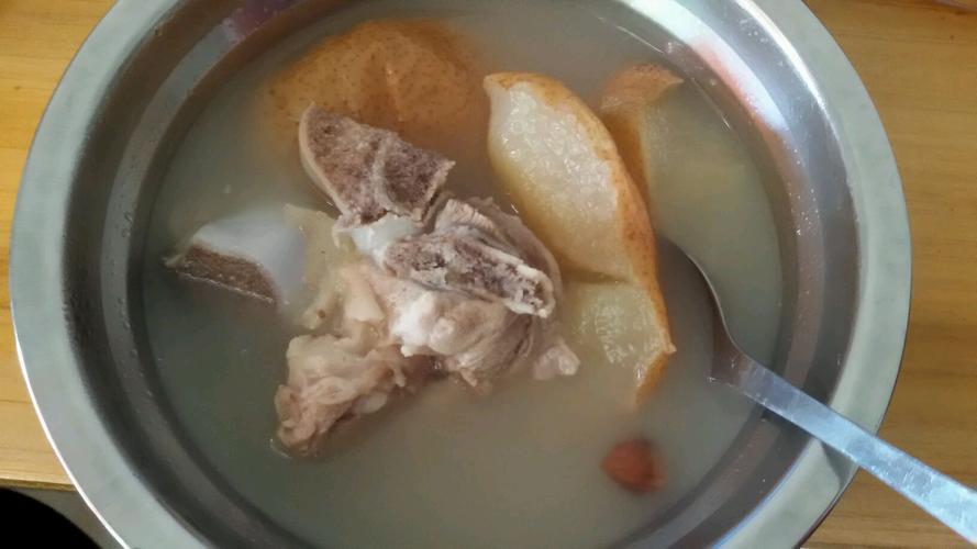 瑶柱竹芋干煲猪扇骨