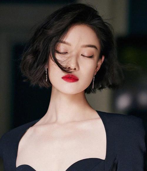 发型不对颜值白费长脸女生别错过港风短发洋气又复古