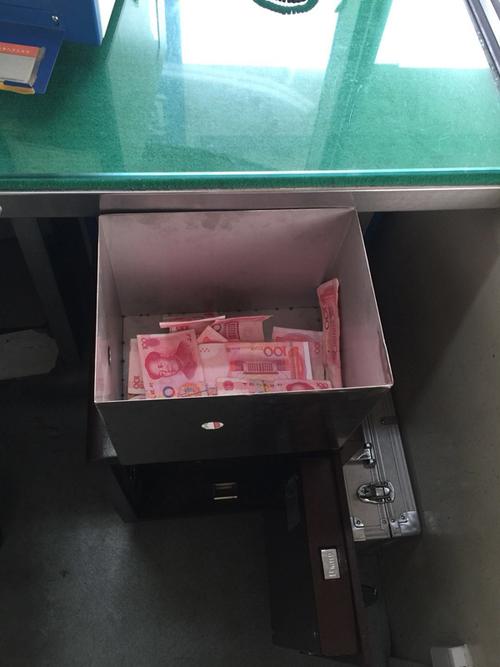 聊城东收费站:保险柜小改造 员工得大实惠