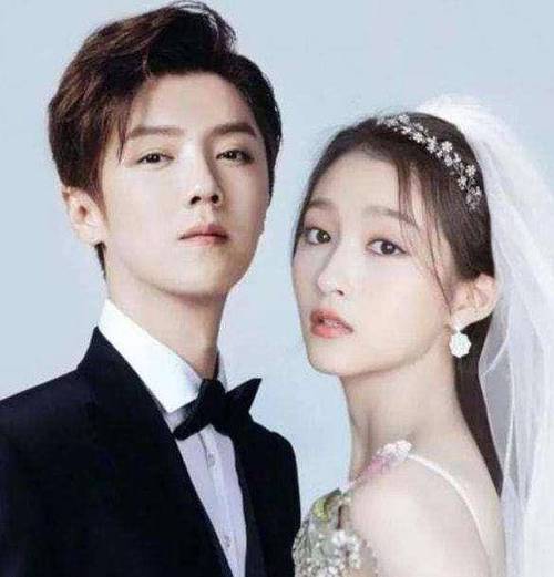 鹿晗和关晓彤就是属于低调恋爱的一挂,除了刚