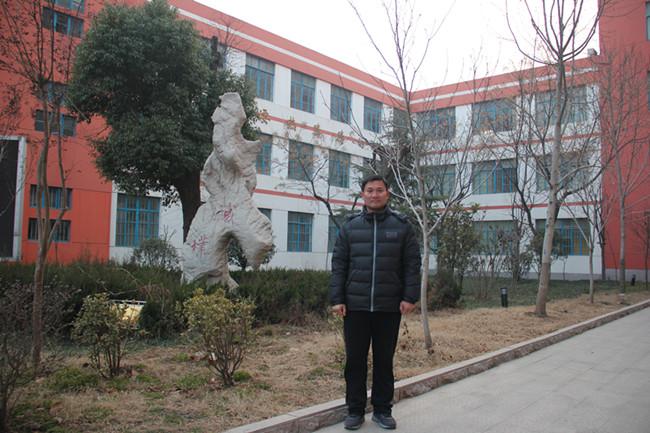 东海县初级中学教师李宝林成功营救落水女子