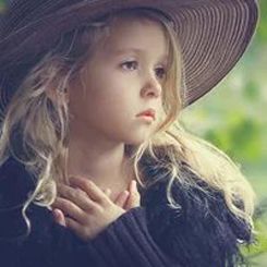 求这张外国小孩头像的高清大图