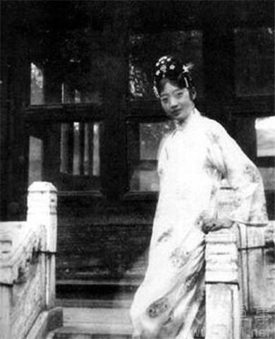 清朝婉容皇后的一生 凄惨令人惋惜