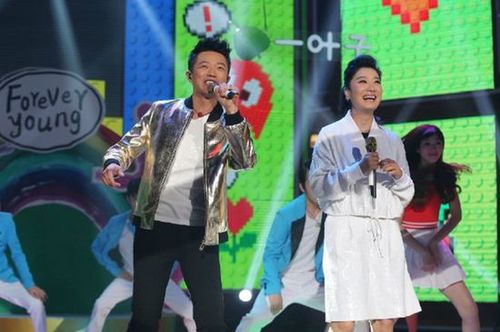 凤凰传奇做客《天天向上》 新歌再度席卷广场舞