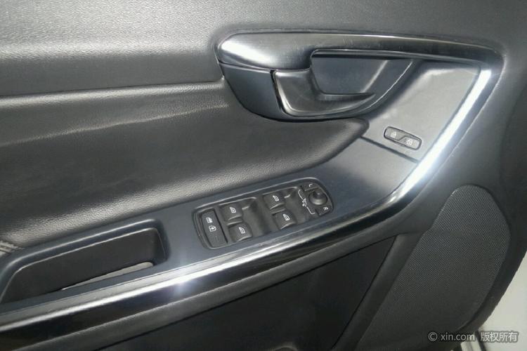 沃尔沃 s60 2012款 2.0t 自动 t5智尚版