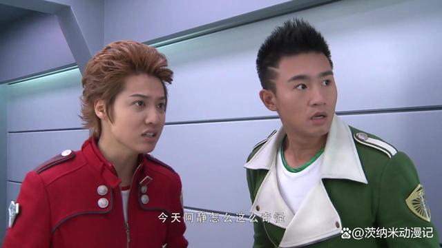 巨神战击队里的阿能的饰演者是如此恶心的人没想到还欠钱不还