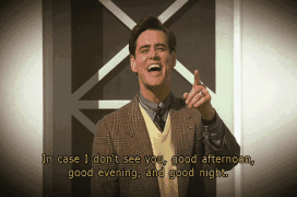 中间那个应该是金凯瑞吧